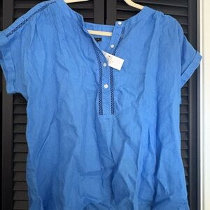 Blue Ann Taylor linen shirt, new with tags.